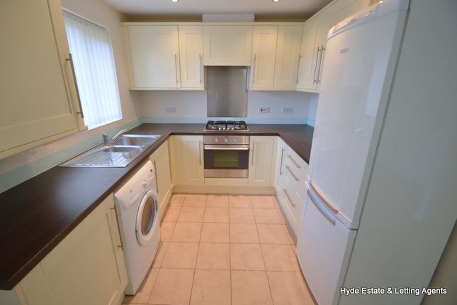 Flat to rent in Moss Lane, Blackrod, Bolton