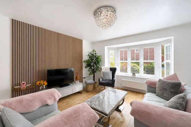4 Taylor Place, Prenton photo 2