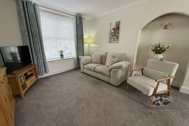 12, Wern Street, Tonypandy photo 4
