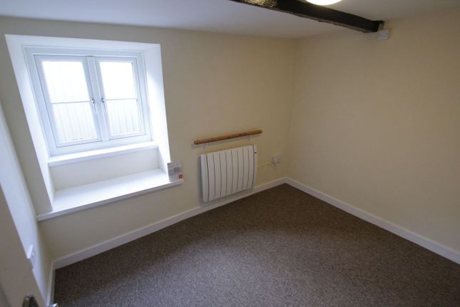 Flat 2, 20, Ship Street, Brecon photo 4