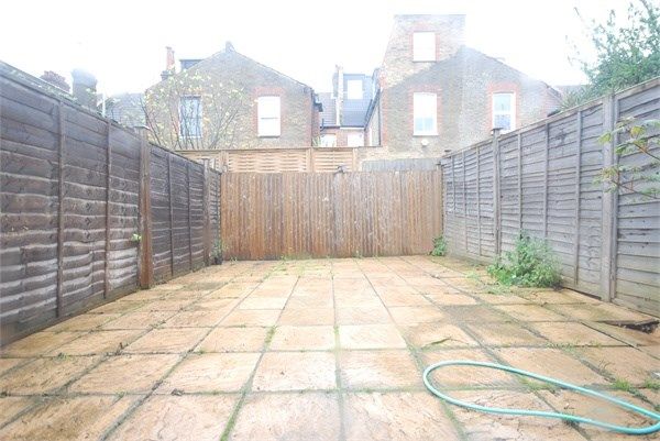 Thumbnail Terraced house to rent in Eswyn Road, Tooting