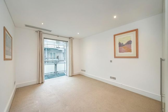 Flat for sale in Clarendon Court, Maida Vale