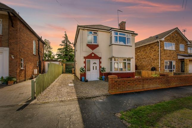 3-bed detached on 2, Third Avenue, Wisbech, £230,000