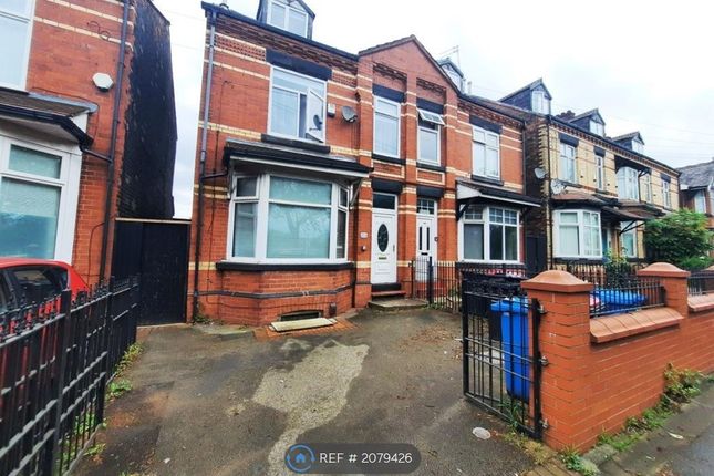 Semi-detached house to rent in Great Cheetham Street West, Salford