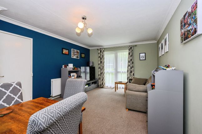 1, Ventnor Road, Sutton photo 2