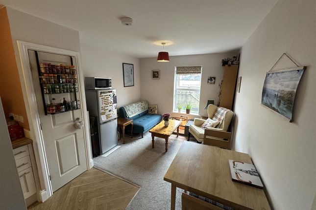 Flat 12 Winton Heights, 370, Wimborne Road, Bournemouth photo 2