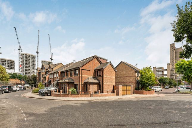 4, Dewberry Street, London photo 2