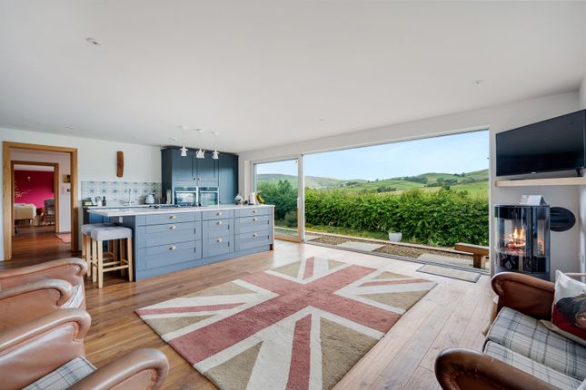 Fitted Living Kitchen