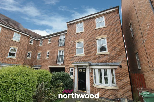 Town house for sale in Ebberton Close, Hemsworth, Pontefract