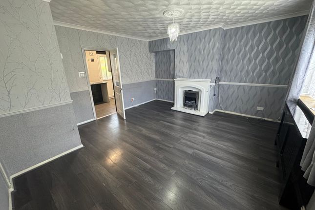 65 Scott Road, Grays photo 5