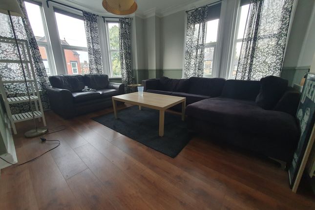 Terraced house to rent in Delph Lane, Woodhouse, Leeds