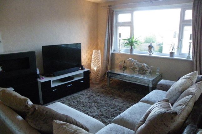 6, Denton Close, Kenilworth photo 2
