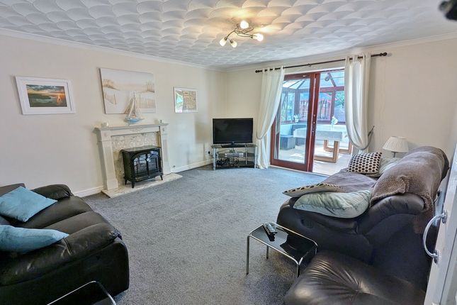 14, The Firs, Porthcawl photo 2