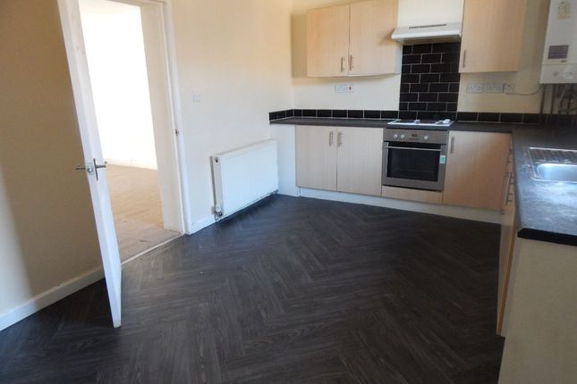 54A Cross Bank Road, Batley photo 4