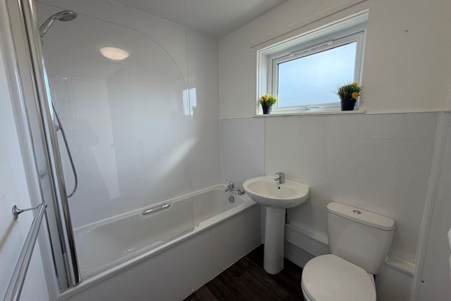 24, Gardner Avenue, Fife photo 3