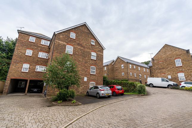 Thumbnail Flat to rent in Davy Court, Rochester, Kent