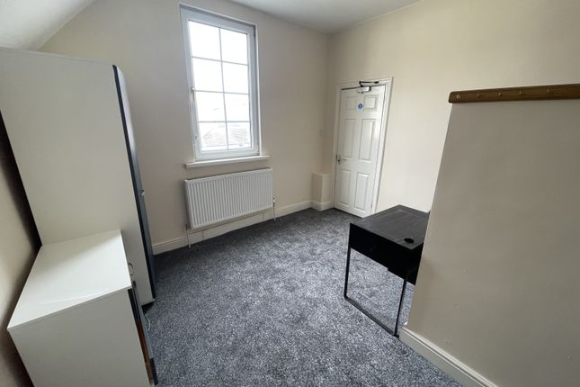 Shared accommodation to rent in 29 Wakefield Road, Normanton