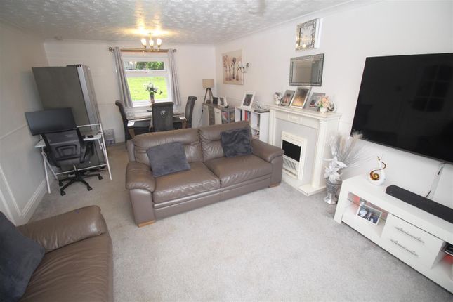 12, Glenhuntly Road, Port Glasgow photo 3
