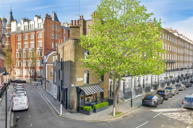 End terrace house for sale in Cadogan Lane, Chelsea, London