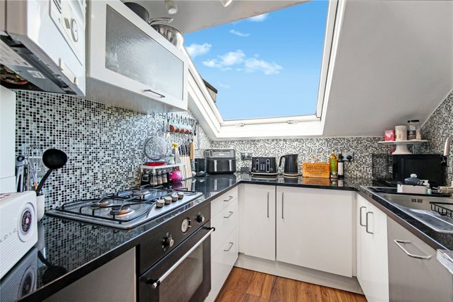 Flat E, 92, Fordwych Road, London photo 2