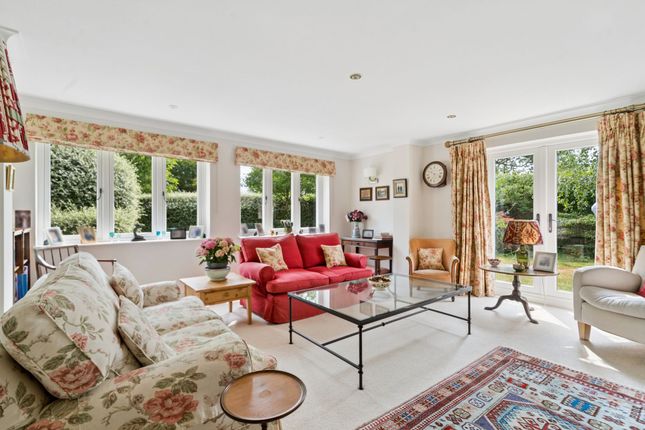 Hawthorns Nairdwood Lane, Great Missenden photo 4