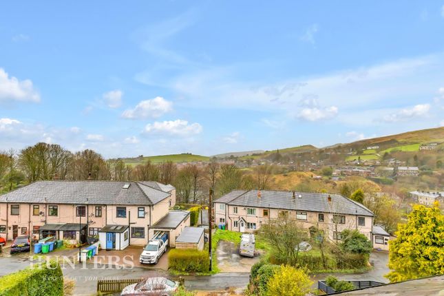 Town house for sale in Timbercliffe, Summit, Littleborough