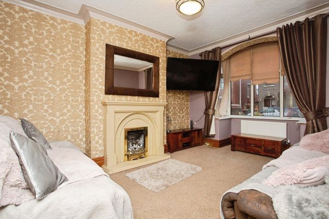 4, Hall Avenue, Blackpool photo 2