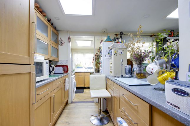 296, Nightingale Road, Edmonton photo 4