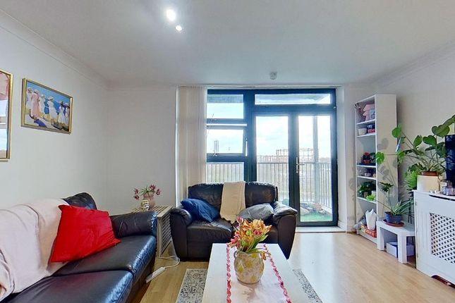 Flat for sale in Maltings Close, Twelvetrees Crescent, Bromley By Bow, London
