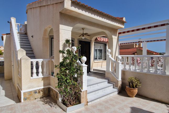 Villa for sale in Calle Alicante, 03178 Cdad. Quesada, Alicante, Spain