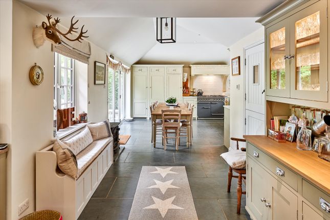 5, The Ridgeway, Haslemere photo 3