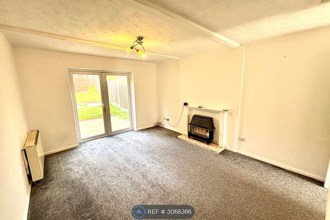 Armstrong Avenue, Stafford photo 3