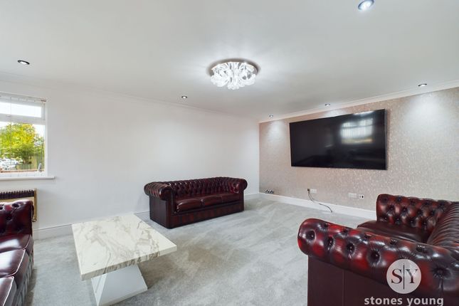 41a Dukes Brow, Blackburn photo 3