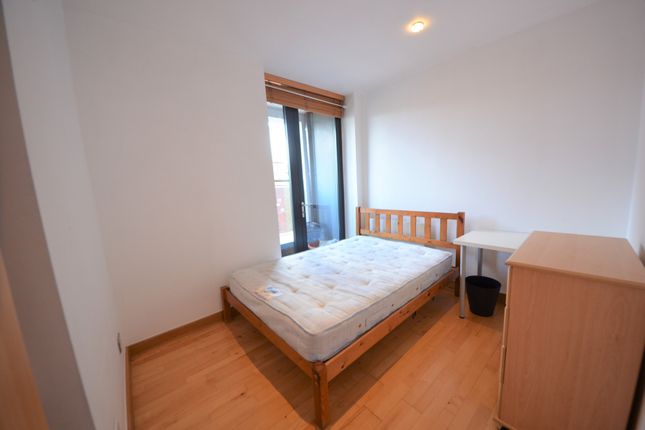 Flat to rent in New Wharf Road, Islington, London