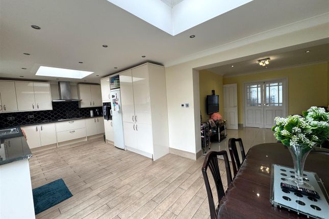 55, Woodlands Avenue, Ruislip photo 5