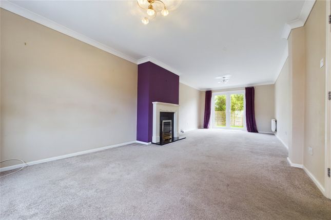 Detached house to rent in Cavalier Close, Theale, Reading