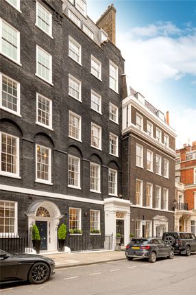 Terraced house to rent in Old Queen Street, St James's, London
