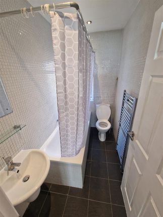 Greenmoor Road, Enfield photo 5