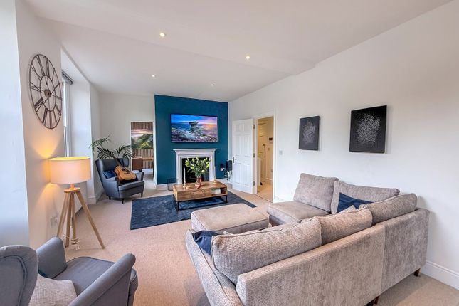 Apt 17 The George, St. Johns Road, Buxton photo 4