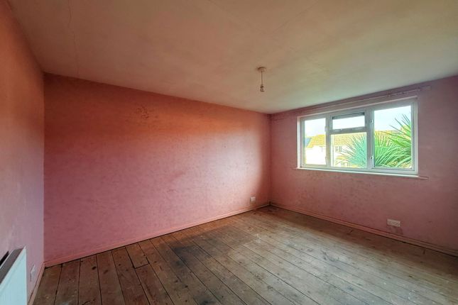 6, Grenville Gardens, Camborne photo 5