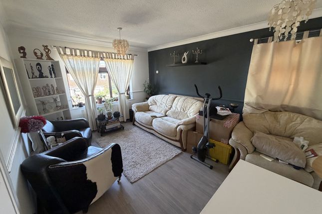 49, Tennyson Road, CHELMSFORD photo 2