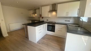 Room to rent in Room 8, Walsall Street, Coventry