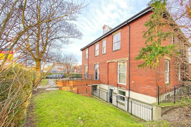 Thumbnail Flat for sale in Leeds Road, Harrogate