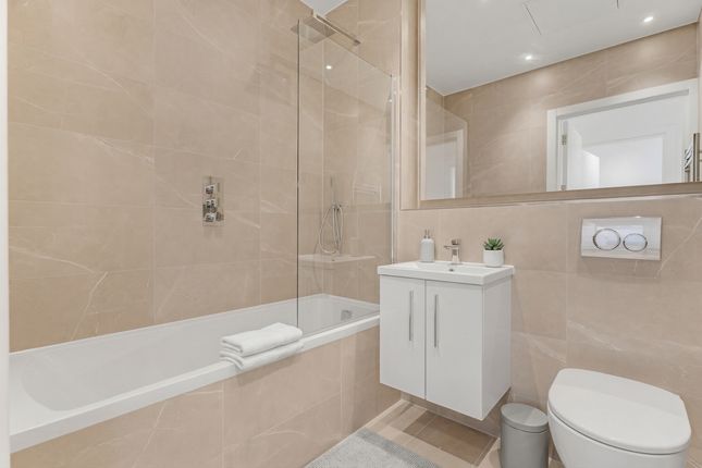 44MC1, Sunrise Parkway, Milton Keynes photo 4