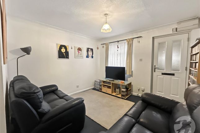 Parish Gate Drive, Sidcup photo 3