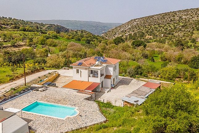 Villa for sale in Peristerona, Paphos, Cyprus