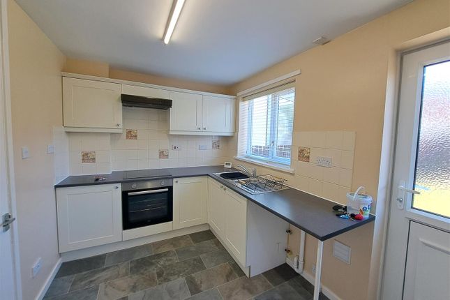 20, Dronfield Close, Chester Le Street photo 3