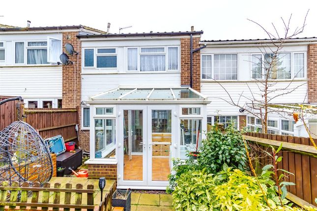 Terraced house for sale in Markfield, Court Wood Lane, Croydon Surrey
