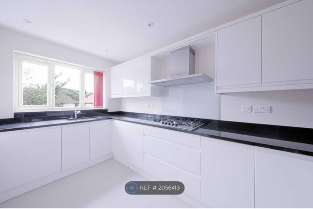Thumbnail Semi-detached house to rent in Kingsmead Road, High Wycombe
