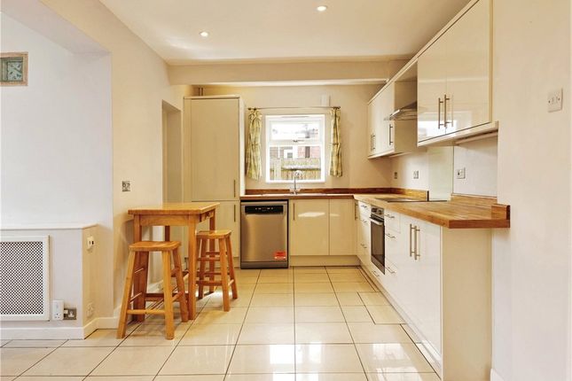 27, Ennismore Avenue, Guildford photo 3